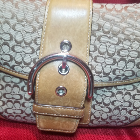 Coach Signature Satchel - Picture 10 of 16